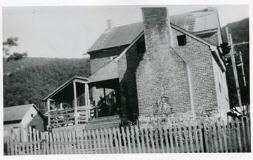 Simmons Home, Stonewall Jackson's Headquarters in May of 1862.  Built in 1812, Remodeled in 1935, Photo taken in 1935.