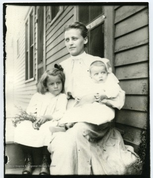 Ruth, Ida, and John Hofer.