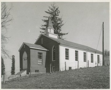 The church was established in 1811 and the building served as a community "Meeting House" as well as a school. 